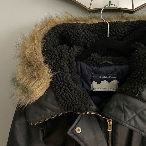 J. Crew Perfect Winter Parker Waterproof Primaloft Women's Size XS Petite Black - Picture 3 of 12